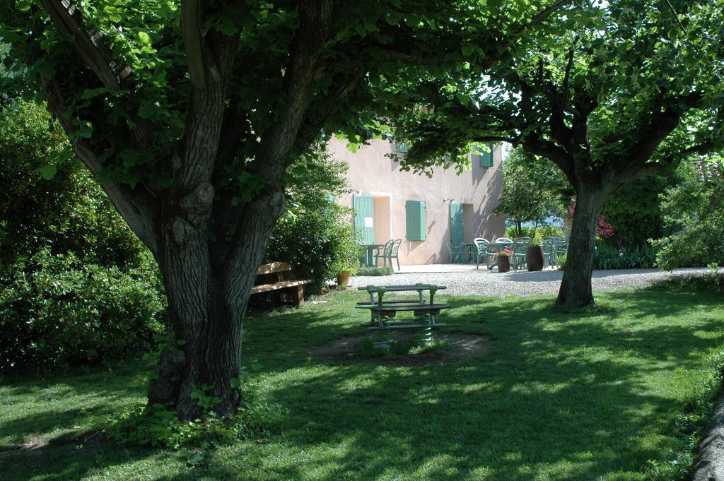 Domaine Des Bridoux Village De Gites Mirabel-aux-Baronnies Exterior photo
